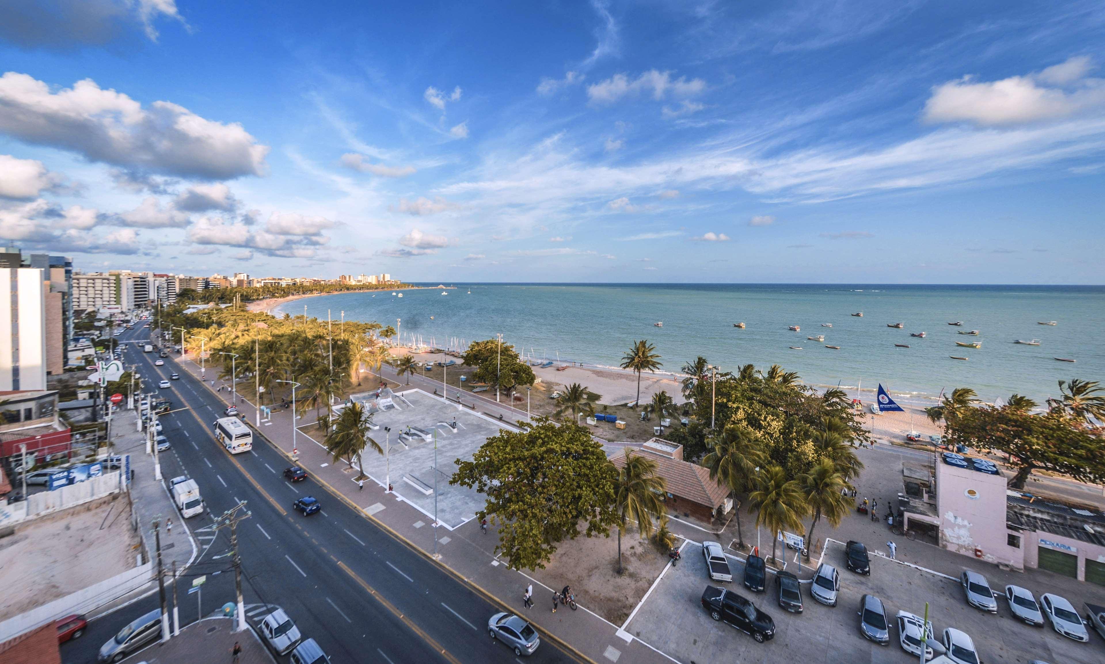 Best Western Premier Maceio Eksteriør billede Aerial view of the bay
